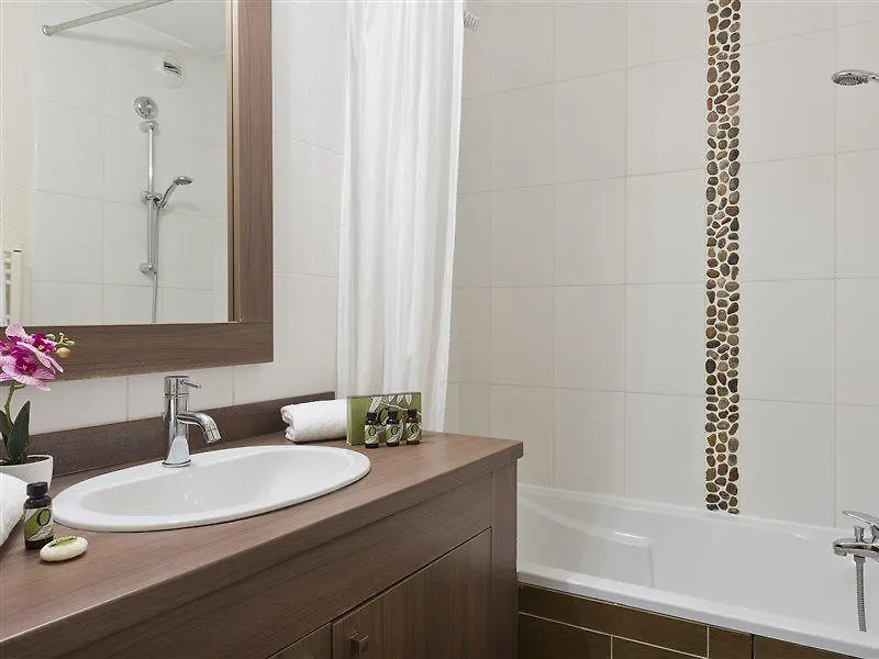 Residence La Reserve Geneve Ferney Voltaire 4*, Ferney-Voltaire France