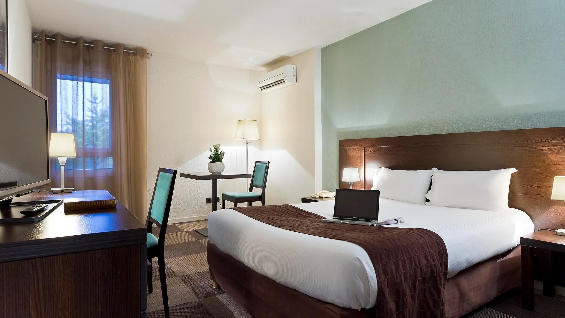 Residence La Reserve Geneve Ferney Voltaire France
